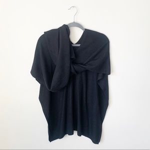 Henri Bendel Cashmere Black Scarf